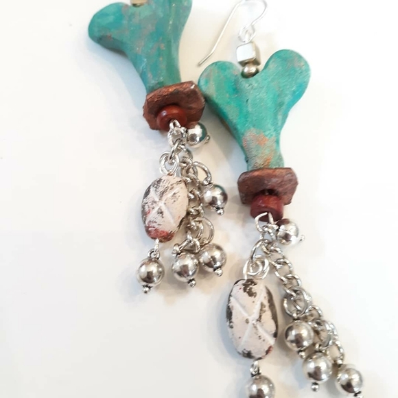 Bleu Heart Stoneware Clay Earrings NWT - Picture 4 of 6